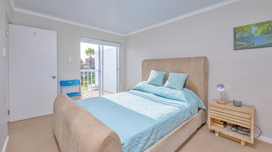 3 Bedroom Property for Sale in Struisbaai Western Cape